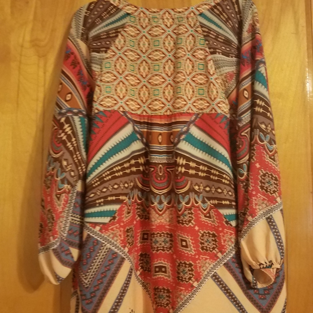 Aztec blouse - Picture 4 of 4